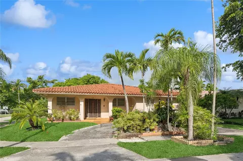 4390 SW 89th Ave, Miami, FL 33165