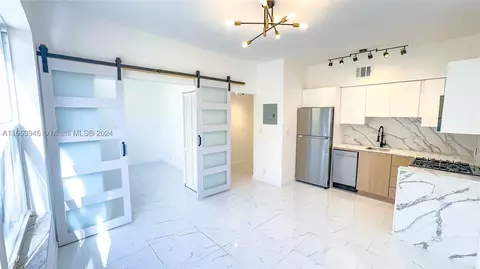 1320 Drexel Ave #306, Miami Beach, FL 33139