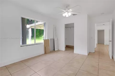 Bedroom - 90 NE 158th St, Miami, FL 33162 photo 4 of 4
