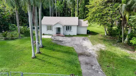 Other - 90 NE 158th St, Miami, FL 33162 photo 2 of 11