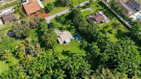 View/Area - 90 NE 158th St, Miami, FL 33162 photo 11 of 13