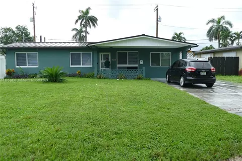 6730 Evans St, Hollywood, FL 33024