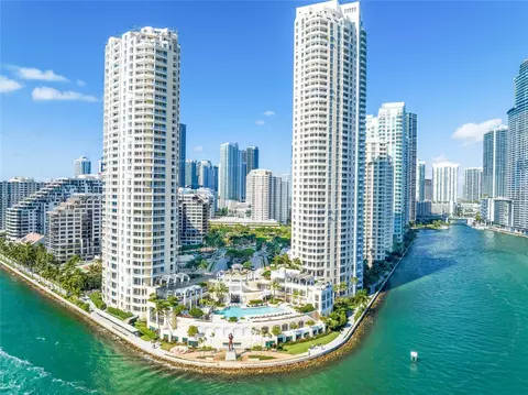 808 Brickell Key Dr #2003, Miami, FL 33131