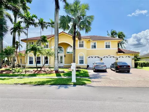 19730 NW 7th St, Pembroke Pines, FL 33029