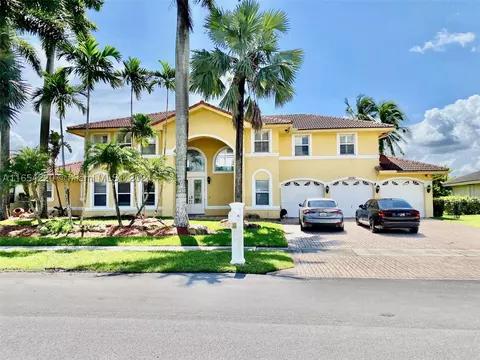 19730 NW 7th St, Pembroke Pines, FL 33029