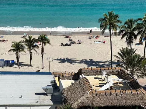 322 Buchanan St #1104, Hollywood, FL 33019