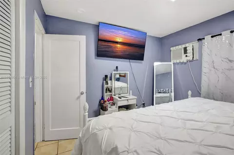 380 E 45 St, Hialeah, FL 33013 photo 20