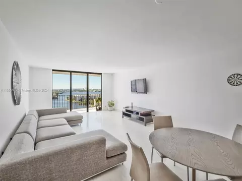 18151 NE 31st Ct #1705, Aventura, FL 33160
