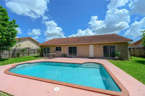 15064 SW 148th Ct, Miami, FL 33196