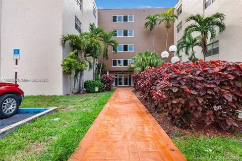 6960 Miami Gardens Dr #2-525, Hialeah, FL 33015