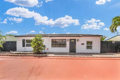 4924 SW 12th St, Fort Lauderdale, FL 33317