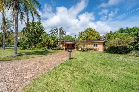 7895 SW 76th Ter, Miami, FL 33143