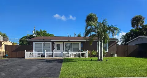 6231 SW 18th Pl, North Lauderdale, FL 33068