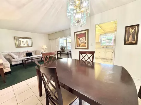 Dining - 5300 Washington St #E109, Hollywood, FL 33021 photo 7 of 7