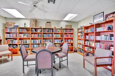 View/Area - 5300 Washington St #E109, Hollywood, FL 33021 photo 1 of 1