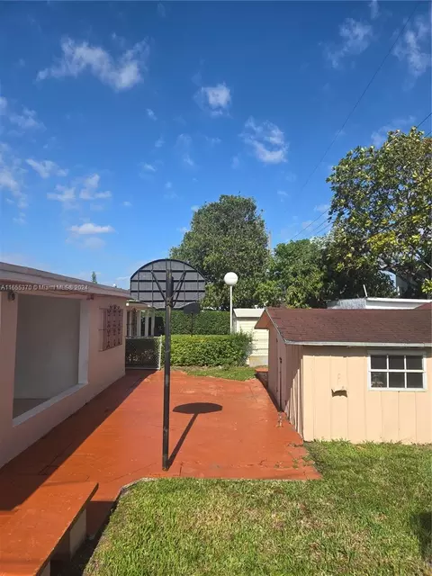 671 E 15th Pl, Hialeah, FL 33010 photo 24