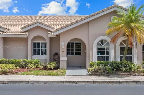 3181 Holiday Springs Blvd #40, Margate, FL 33063