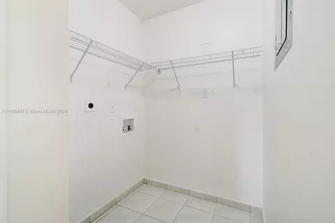 Other - 7650 W 29th Way #202, Hialeah, FL 33018 photo 4 of 5