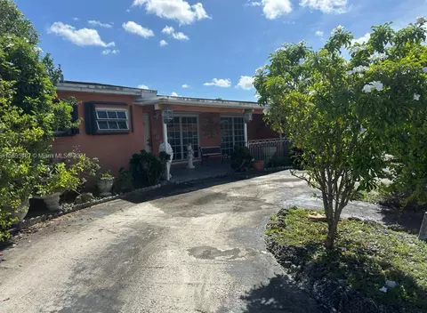 864 W 69 Pl, Hialeah, FL 33014 photo 23