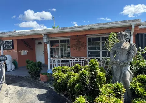 864 W 69 Pl, Hialeah, FL 33014 photo 12