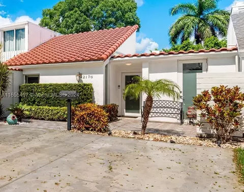 2176 SW 122nd Ct, Miami, FL 33175