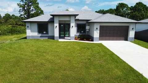 3208 65th St W, Lehigh Acres, FL 33971