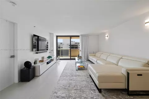 5757 Collins Ave #1603, Miami Beach, FL 33140