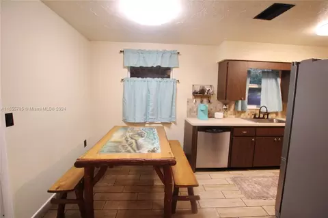 737 NW 21st Ln, Okeechobee, FL 34972 photo 11