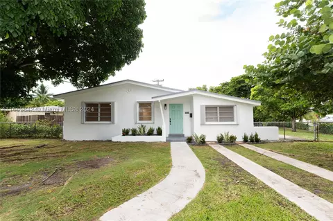 9820 Jamaica Dr, Cutler Bay, FL 33189