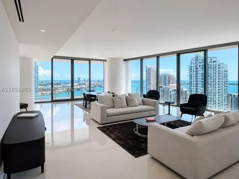 300 Biscayne Blvd Way #3201, Miami, FL 33131