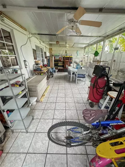 7002 W 29th Way, Hialeah, FL 33018 photo 25