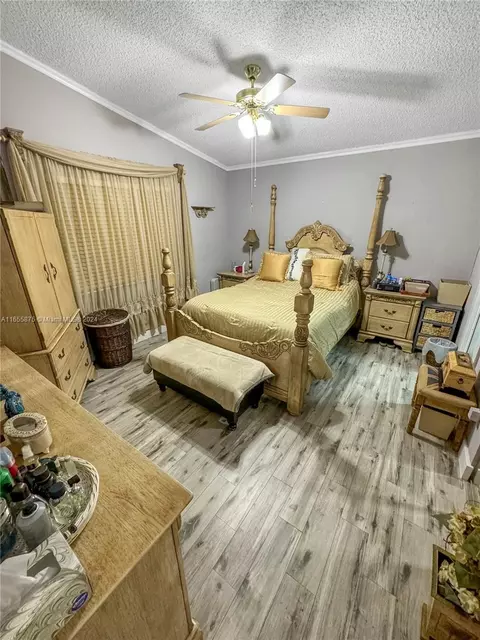 7002 W 29th Way, Hialeah, FL 33018 photo 21