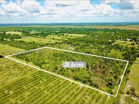 2525 Umber Ct, Lorida, FL 33857