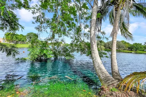 View/Area - 14615 Harris Pl, Miami Lakes, FL 33014 photo 1 of 3