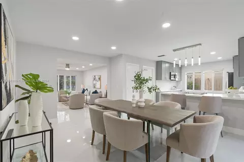 3335 NW 68th Ct, Fort Lauderdale, FL 33309