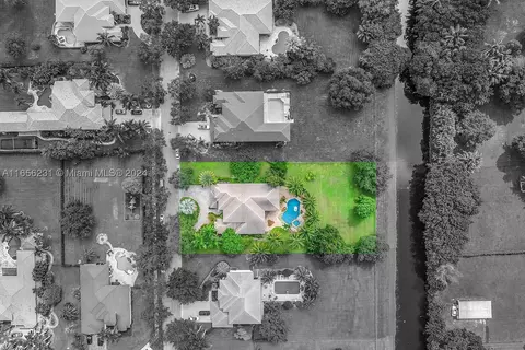10278 Laurel Rd, Davie, FL 33328