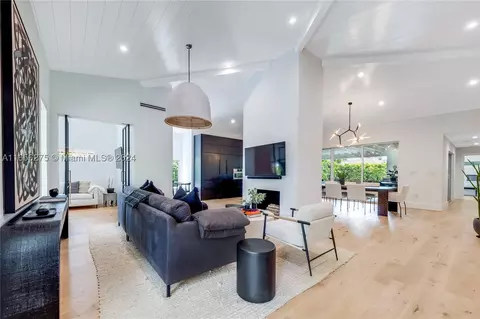 2342 SW 25th Ter, Miami, FL 33133