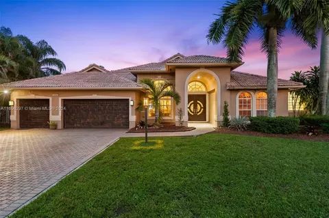 6682 Segovia Way, Fort Lauderdale, FL 33331