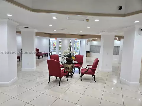 1300 NE Miami Gardens Dr #1020E, Miami, FL 33179