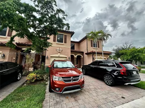 3356 W 90th Ter #3356, Hialeah, FL 33018