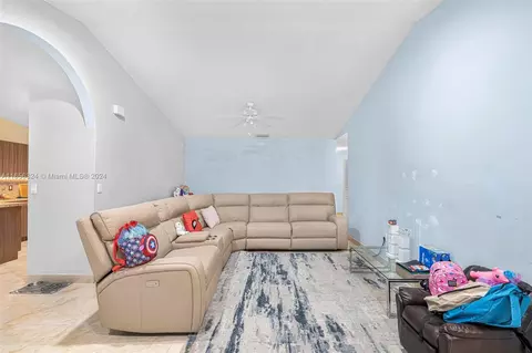 Undisclosed, Hialeah, FL 33015 photo 7