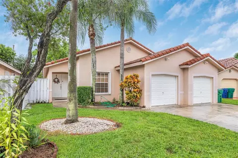 Undisclosed, Hialeah, FL 33015 photo 2