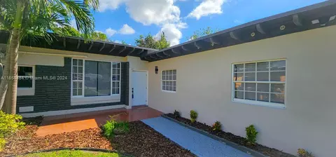 295 NW 107th St, Miami, FL 33168