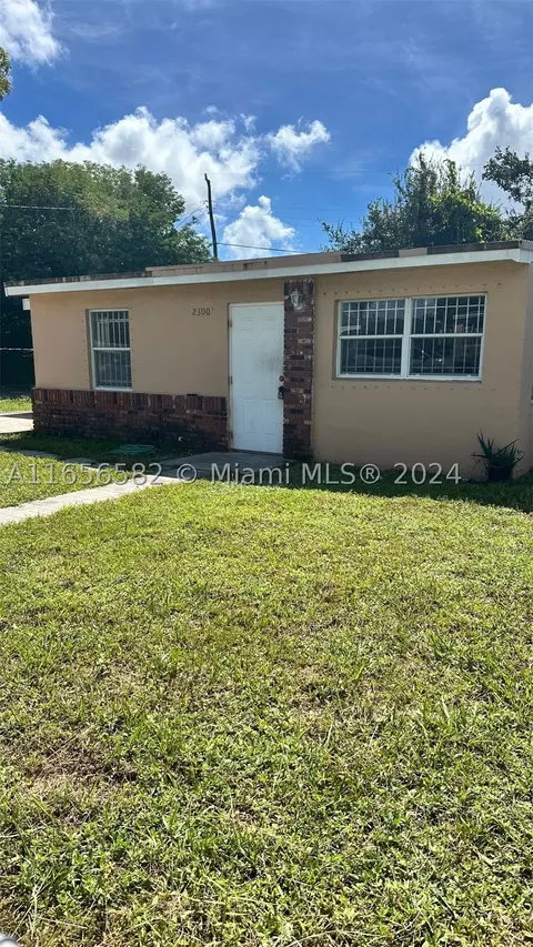 2300 Rutland St, Opa Locka, FL 33054
