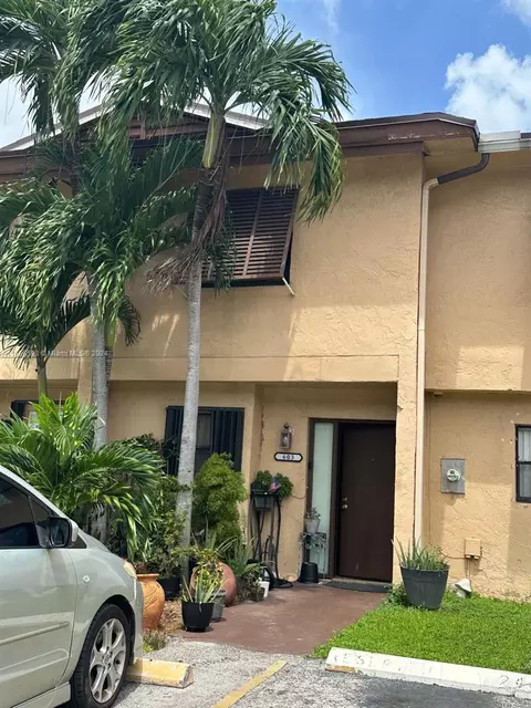 6866 NW 173rd Dr #603, Hialeah, FL 33015
