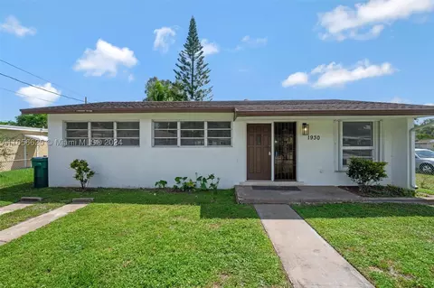 1930 NW 152nd St, Miami Gardens, FL 33054