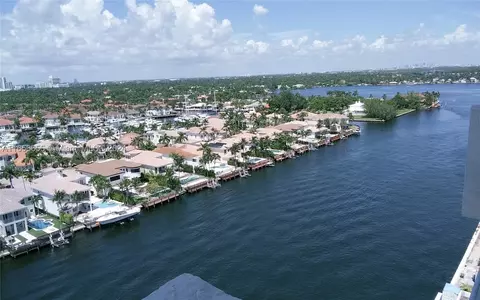 1500 S Ocean Dr #17D, Hollywood, FL 33019