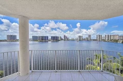 18260 N Bay Rd #702, Sunny Isles Beach, FL 33160