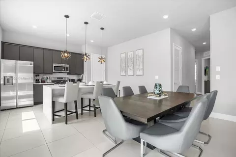 7740 Sandy Ridge Dr #112, Kissimmee, FL 34747