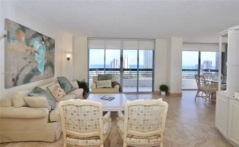 19195 NE 36th Ct #2810, Aventura, FL 33180